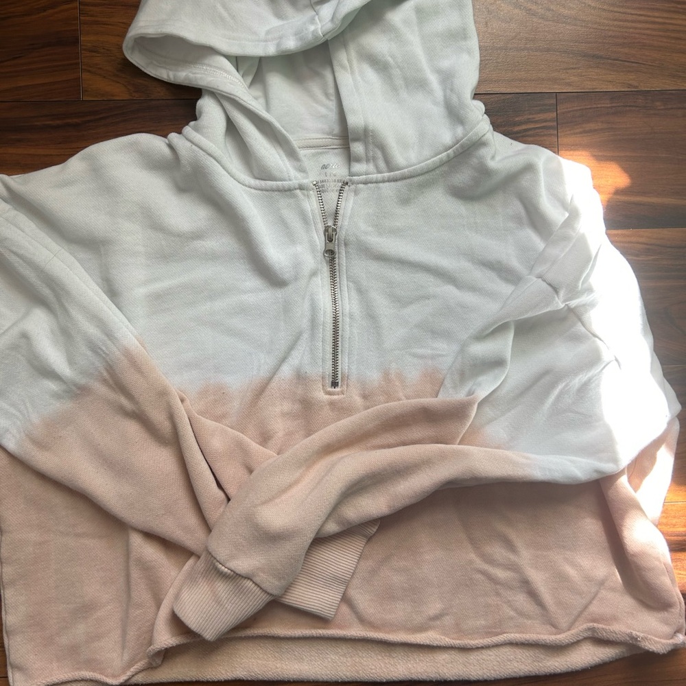 Aerie large women’s pullover sweatshirt no flaws